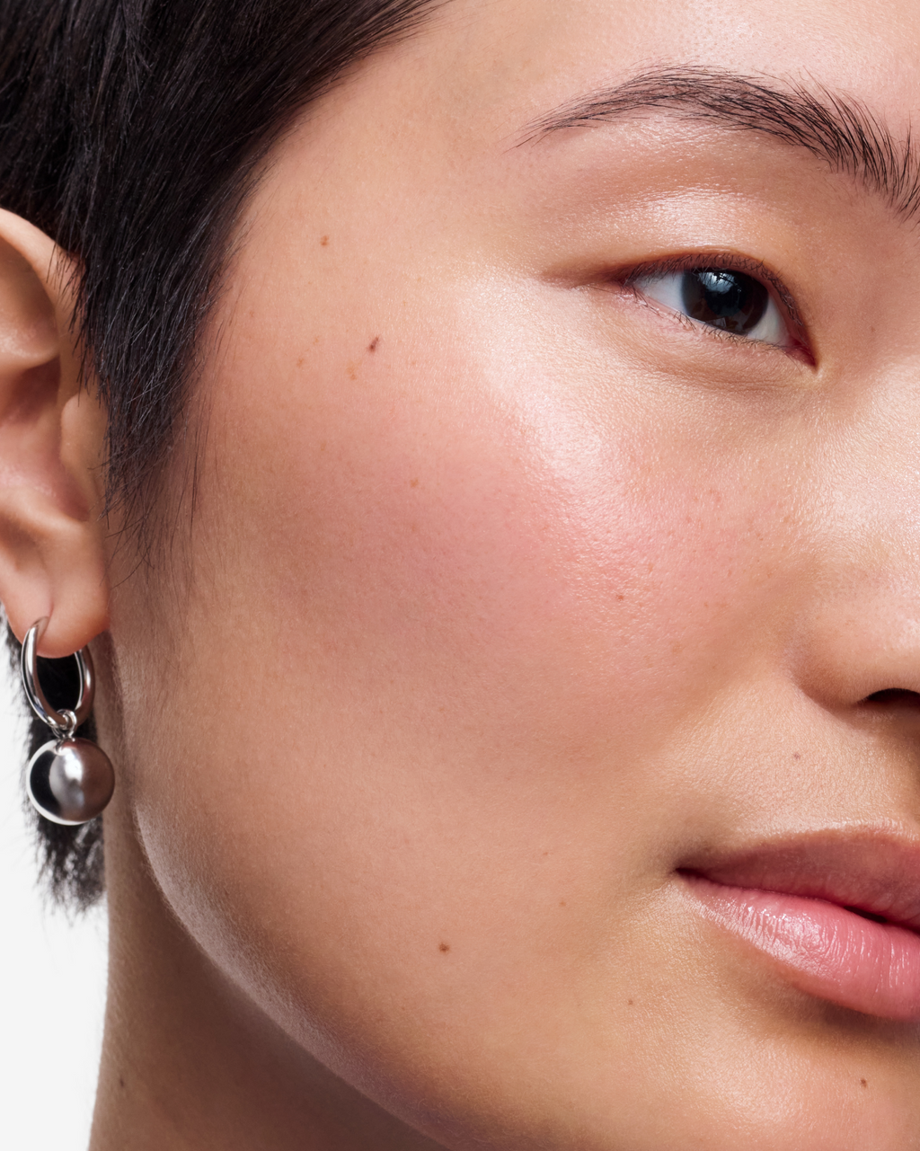 SRC_A98B47FF292EB27E The Glossier Icons